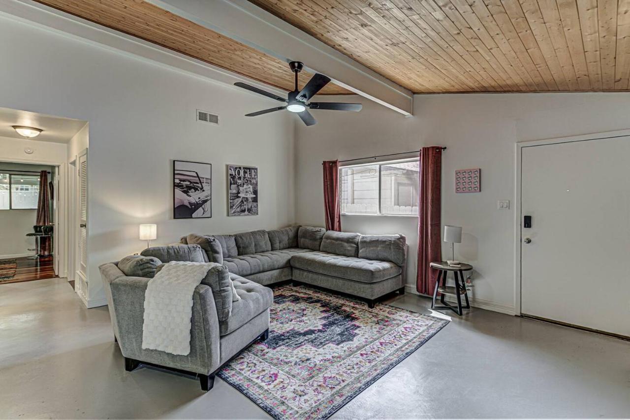 4 BDRM with POOL Prime Location on Lamar Mins to DT - 4