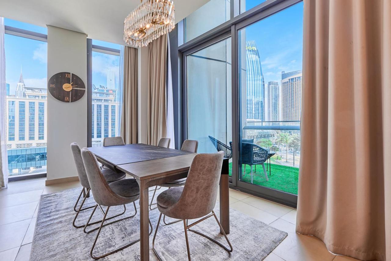 Burj Vista Luxury Apartments with Burj Khalifa View - 4