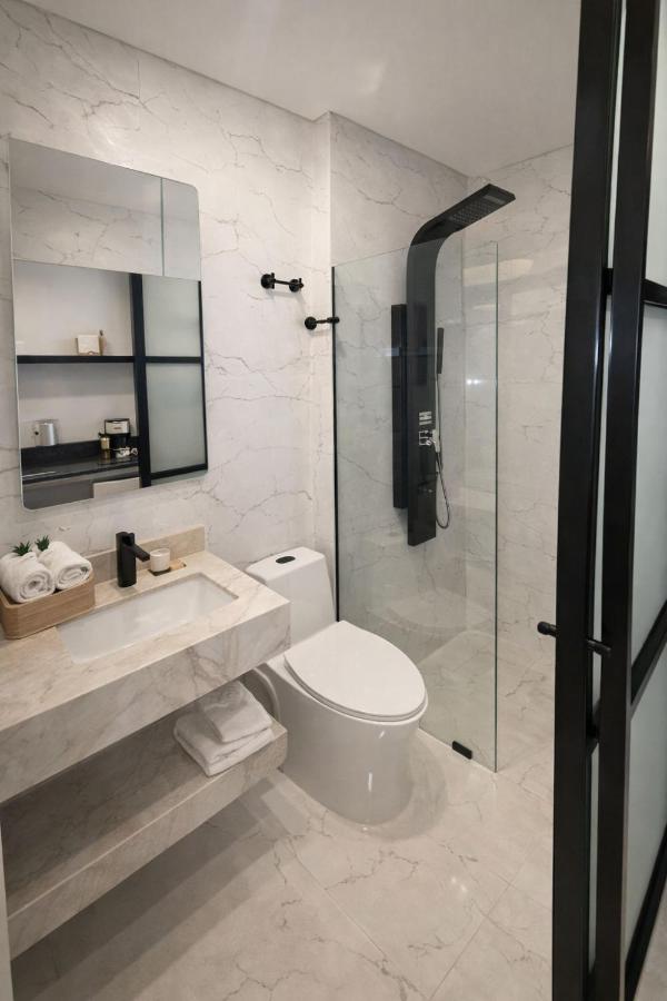 SUITE MODERNA Y ELEGANTE EN EXCLUSIVO SECTOR DE BOGOTA reserva ya - 2