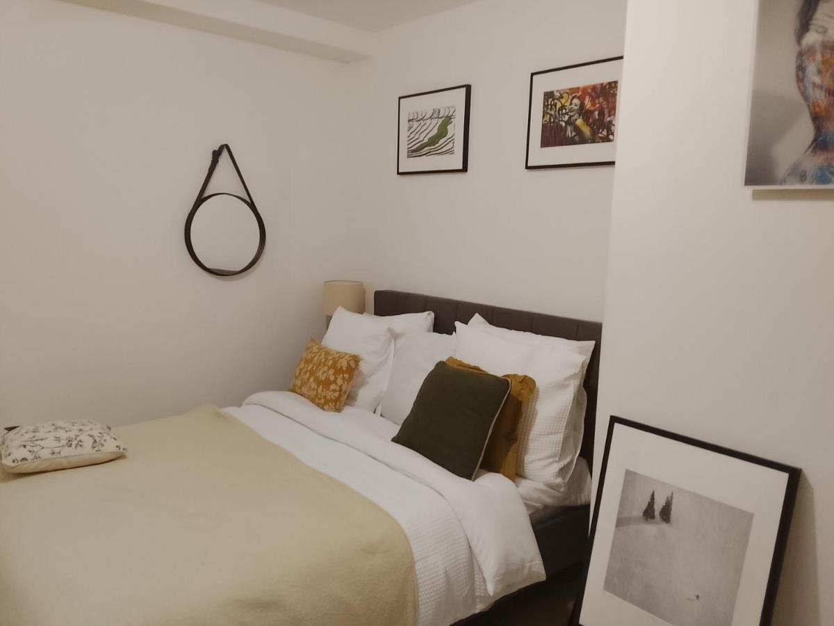 Gare Montparnasse 1mins,center, bd St Germain, 5mins Eiffel tour ,Notre Dame of Paris ,quartier Latin,amusing place - 2