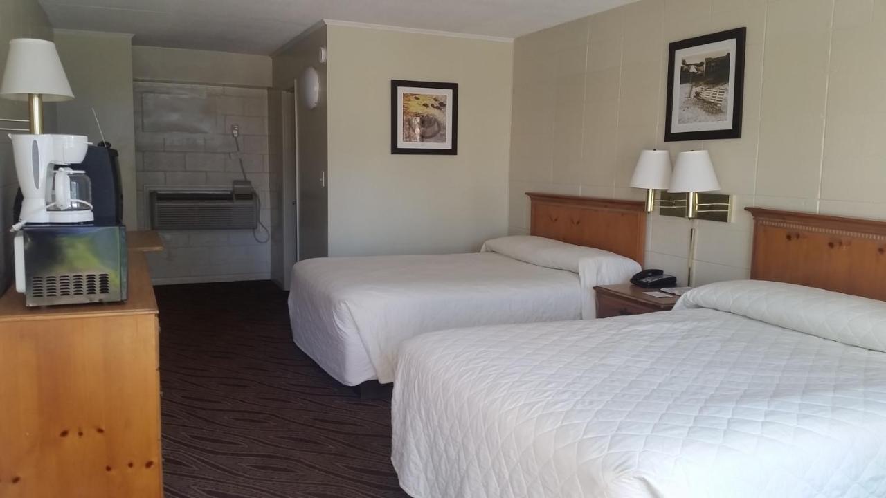 Image: Admiral Motor Inn