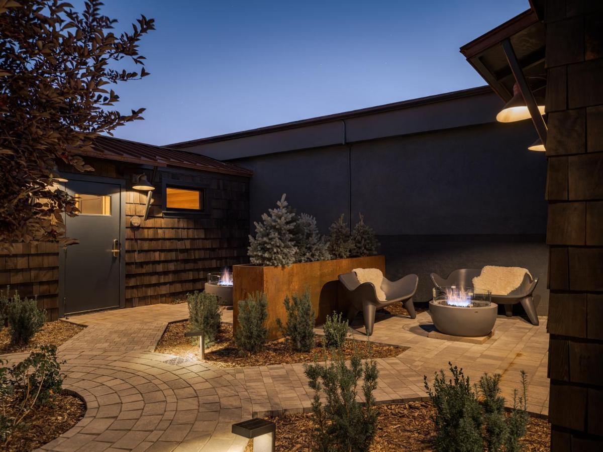 High Country Motor Lodge - Near NAU and Downtown — photo 18
