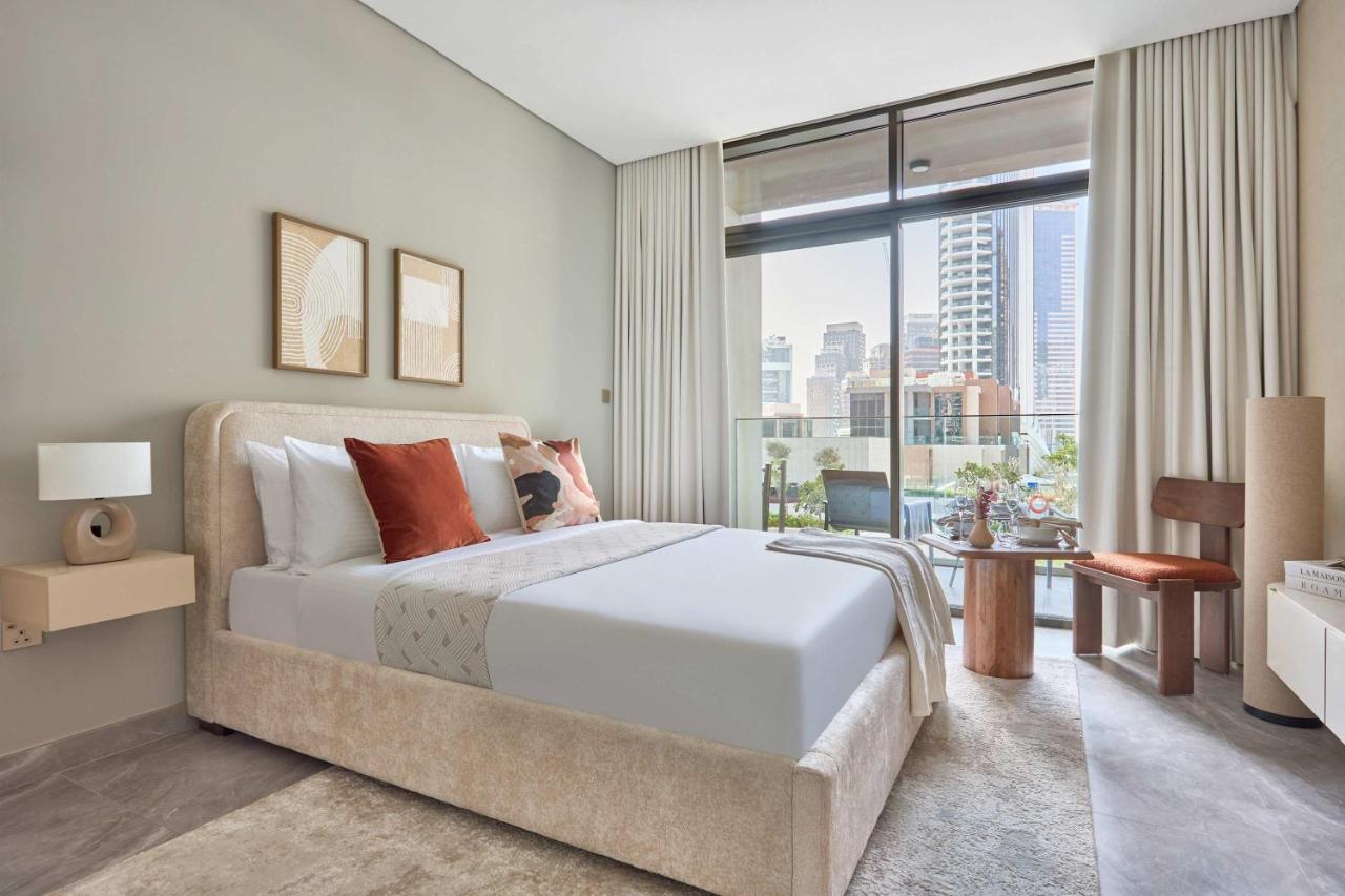 Frank Porter - Peninsula One - 2