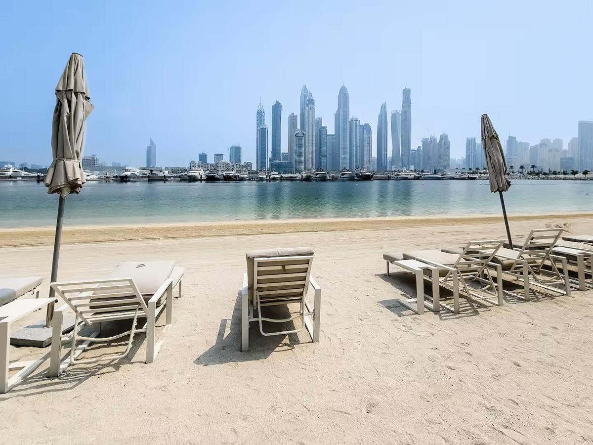 Vogue Vacation Homes, Emaar Beachfront Beach Vista near JBR and Palm Jumeirah, One Bedroom Apartment with Balcony and Private Beach, Access to all Amenities - 4