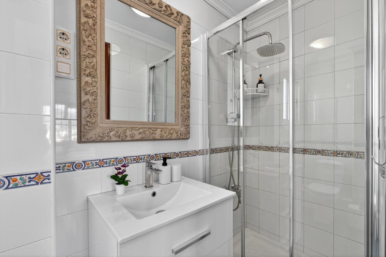 Altavista Capuchinos 84 - 3 Bedrooms - 5