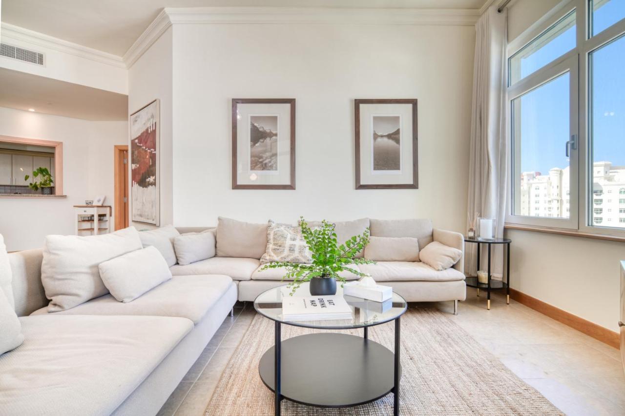 Shoreline 14, Al Hallawi, Palm Jumeirah - Mint Stay