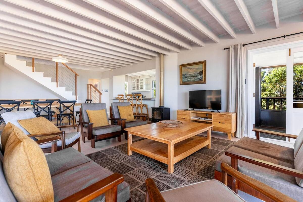 Fynbos Views Upper Cottage - 3