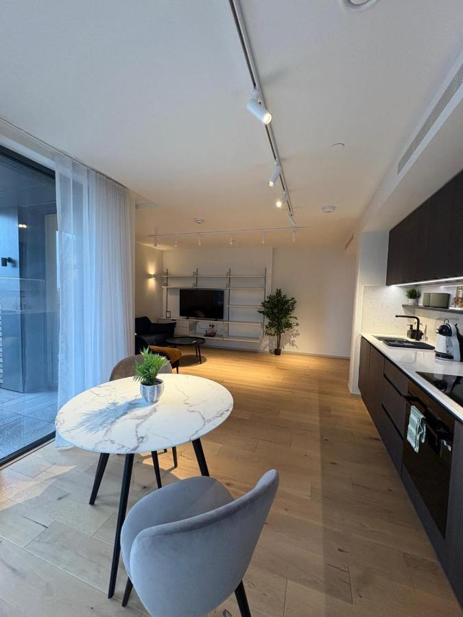 Luxury 2 Bed 2 Bath King Cross with Terrace - 4