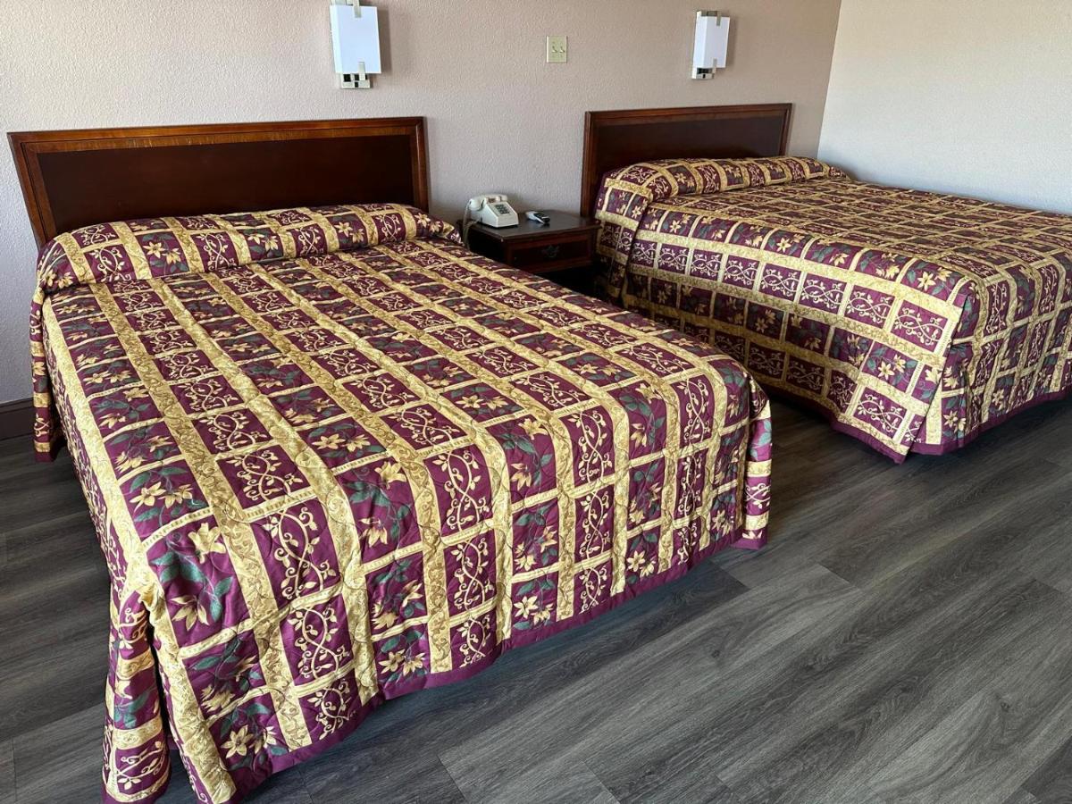 Royal Motel — photo 2