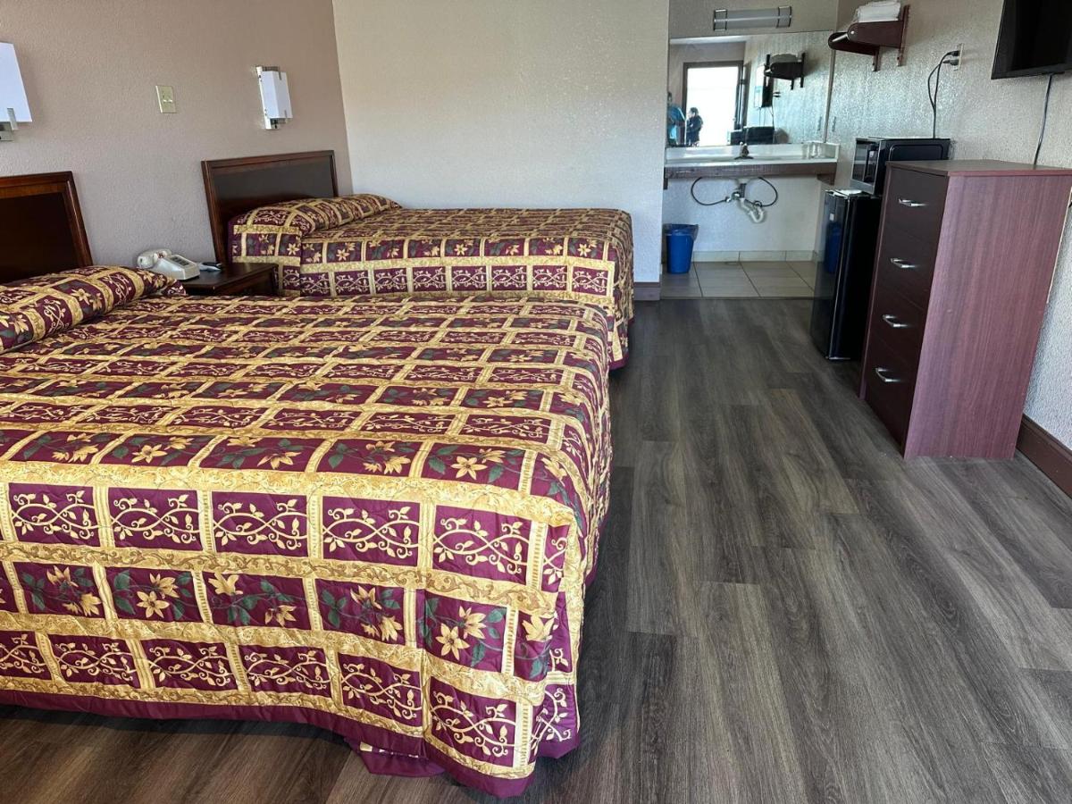 Royal Motel — photo 5
