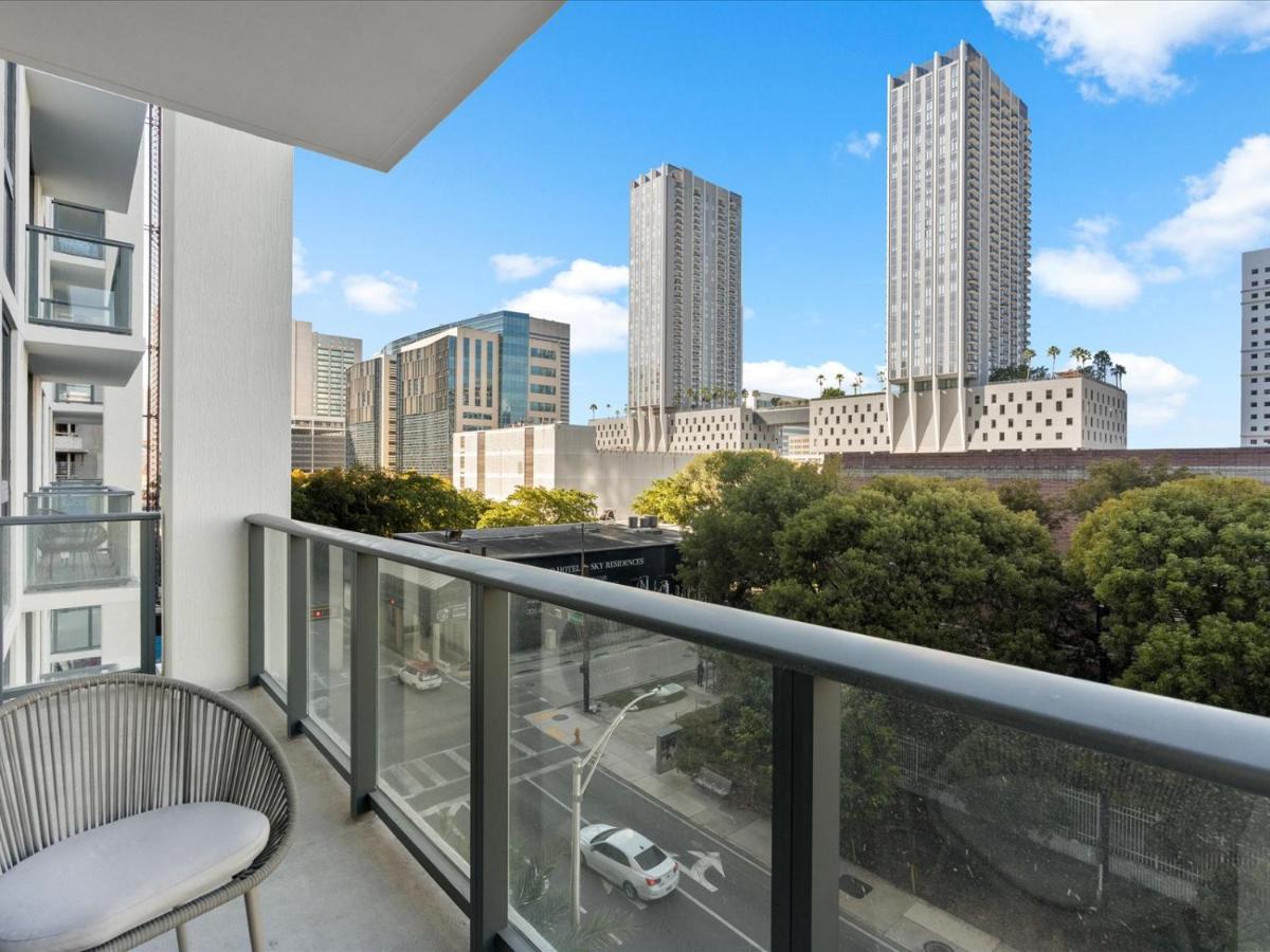 Prime Downtown Location - Rooftop Pool - 4