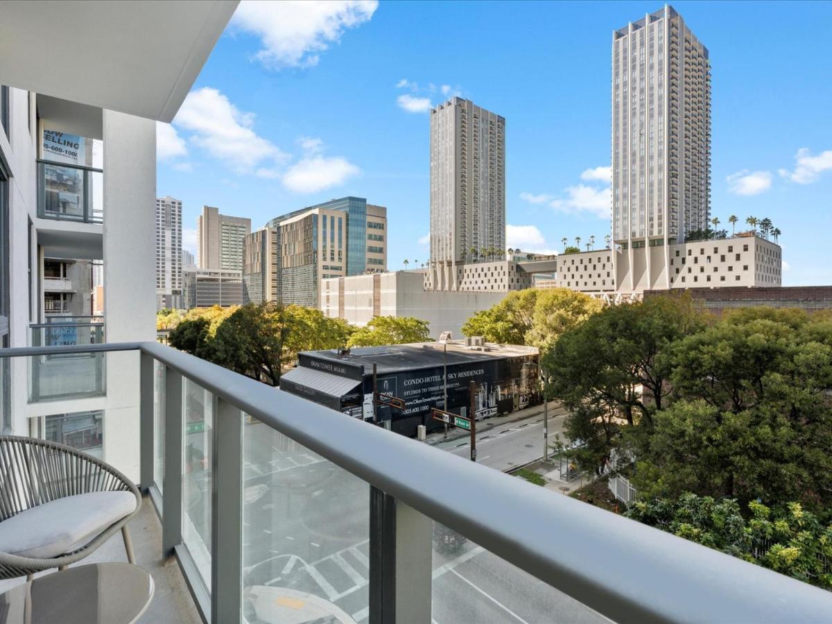 Stylish Studio Near Bayfront Park - 4