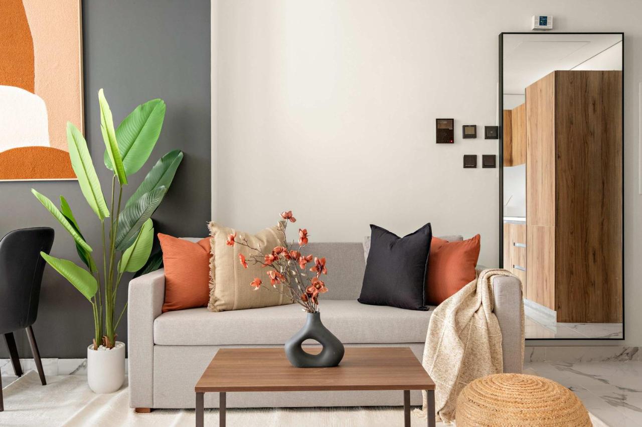 Silkhaus Vacation Homes 1BDR Prime Location in Maryah Island - 3