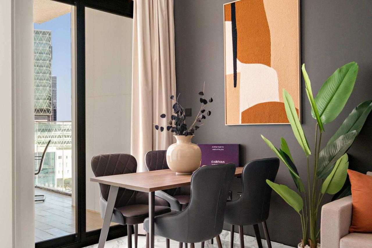 Silkhaus Vacation Homes 1BDR Prime Location in Maryah Island - 5