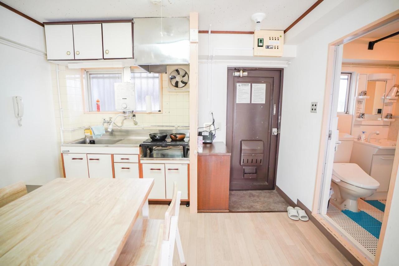 302Room 1 Stop from Ikebukuro Entire 33m on 3st Floor 2 Bedrooms for up to 6 Guests 3Minute Walk to Don Quijote - 2