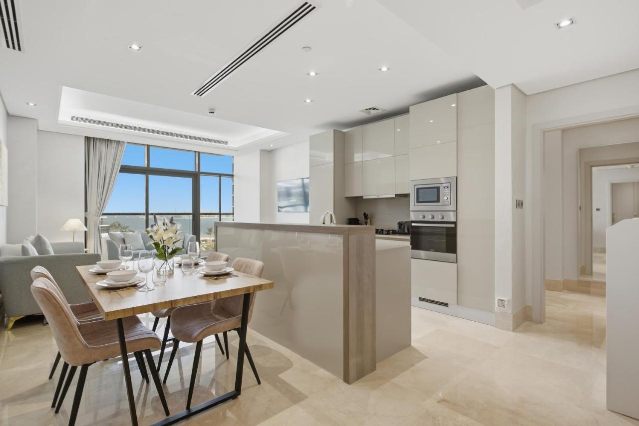 Stunning 2 Bedroom in Palm with private beach - 5