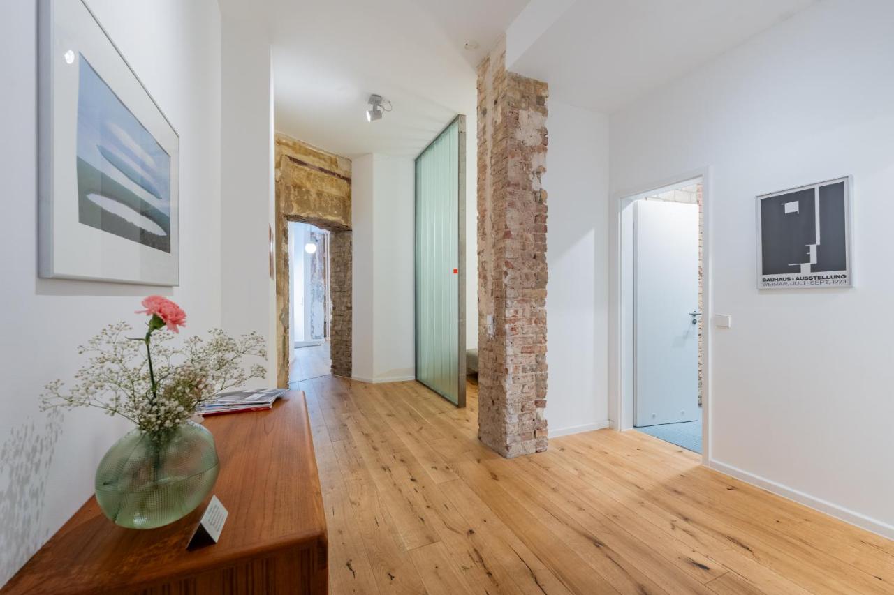 Spacious Apartment in Kreuzberg - 2
