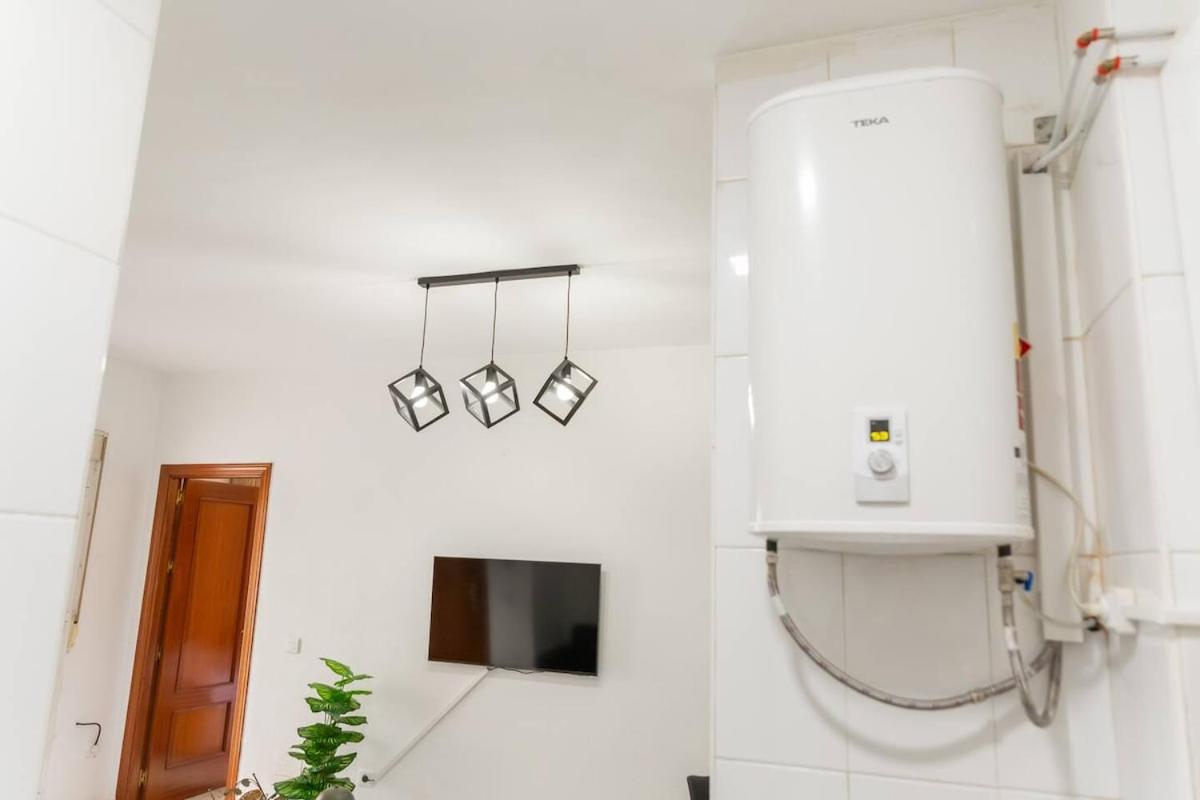 Capuchinos I 1CH I AC I WiFi I Close to Downtown - 3