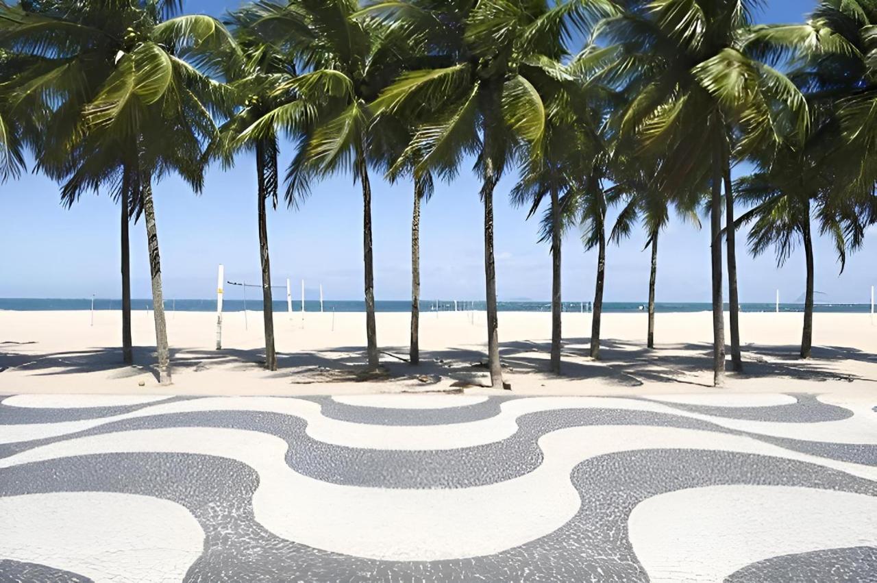 SUH Copacabana 66 Center of Copacabana Beach! - 2