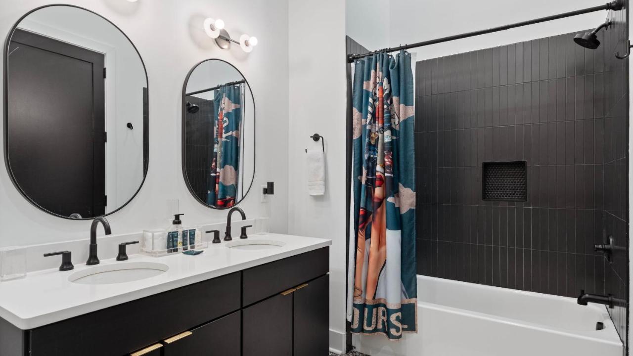 Creative Nashville Apartment Rooftop Firepit Gym Easy Downtown Access Hermitage House by AvantStay - 3