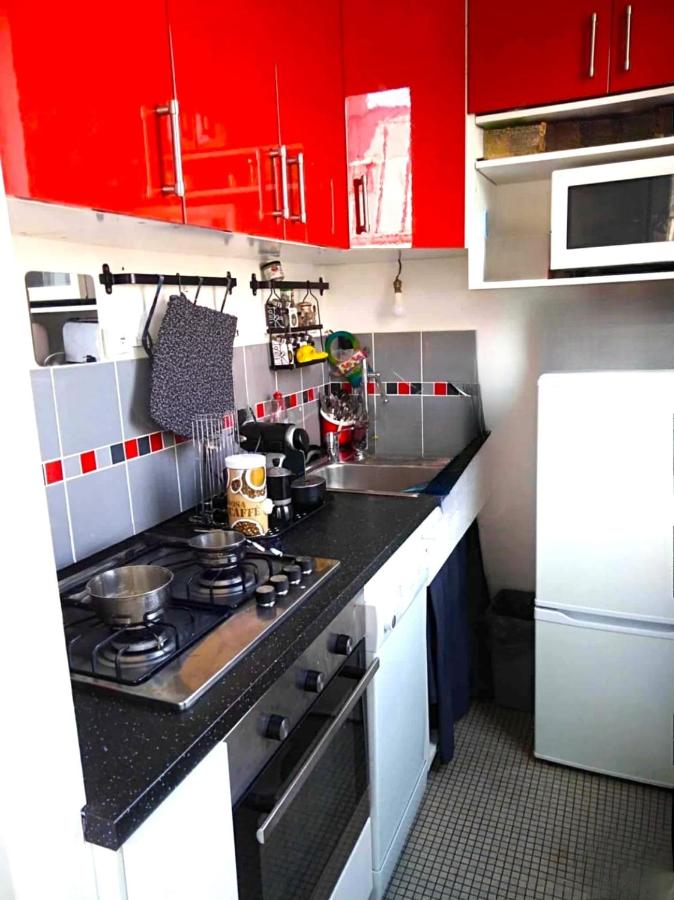 Grand studio vue sur la Tour Eiffel - 4