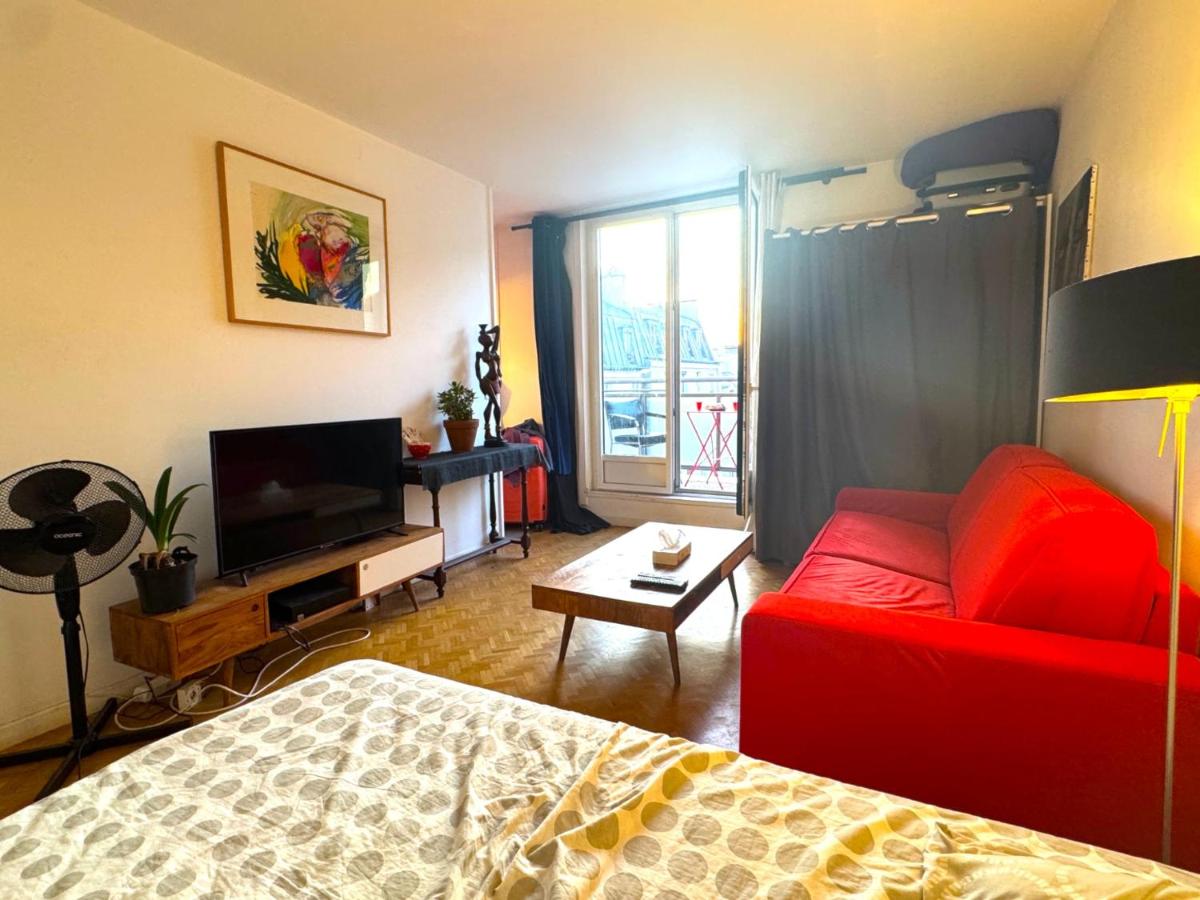 Grand studio vue sur la Tour Eiffel - 5