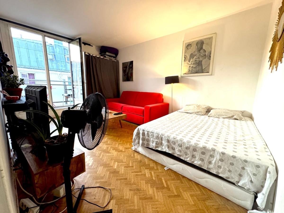 Grand studio vue sur la Tour Eiffel - 2