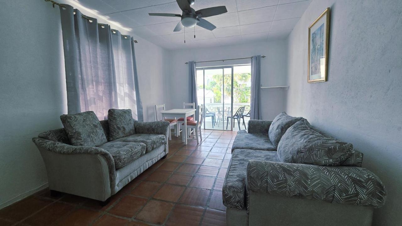 Bonanza Apartments - 5