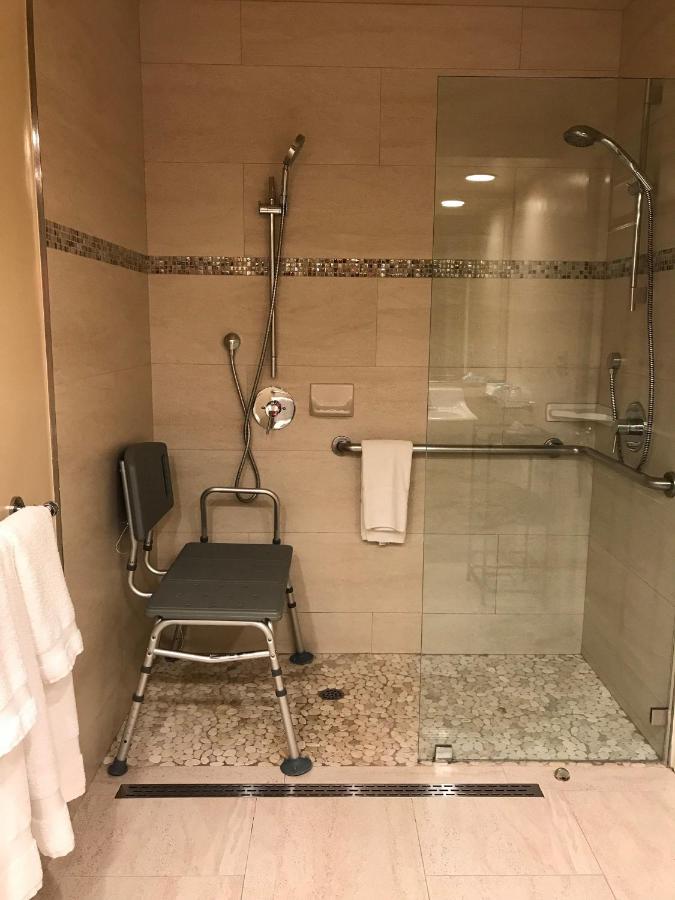 The Dylan Hotel at SFO — photo 3