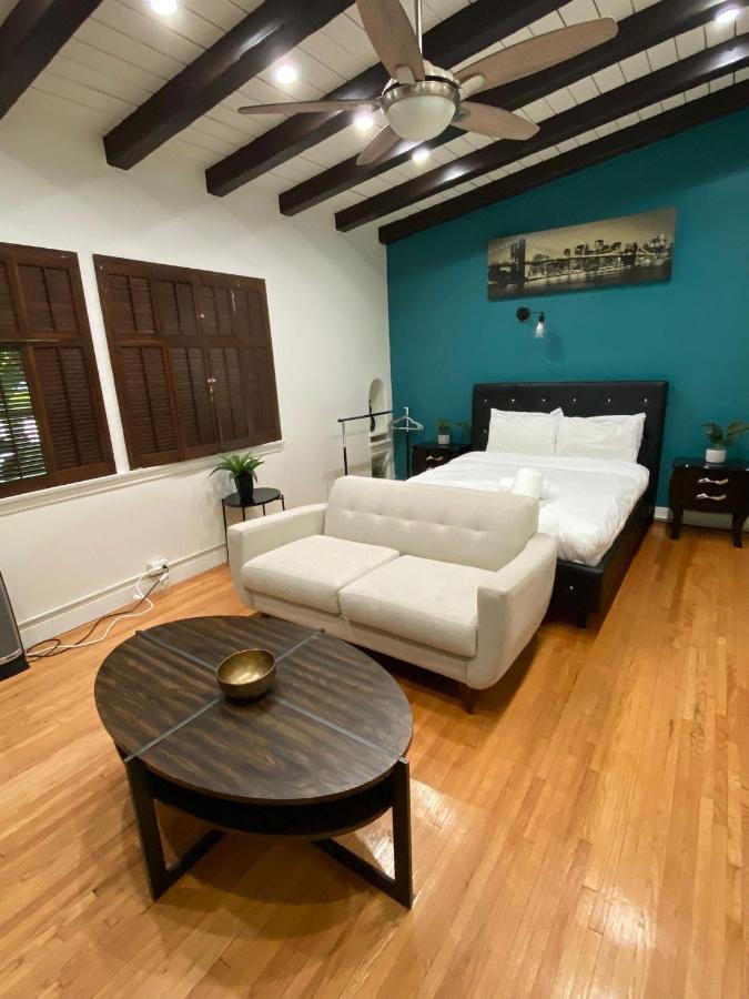 Cozy Studio by Rodeo Drive - 2