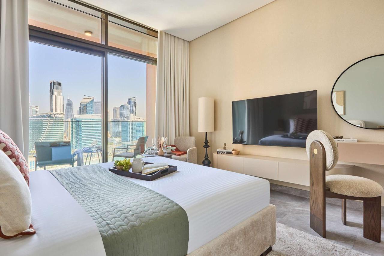 Frank Porter - Peninsula One - 3