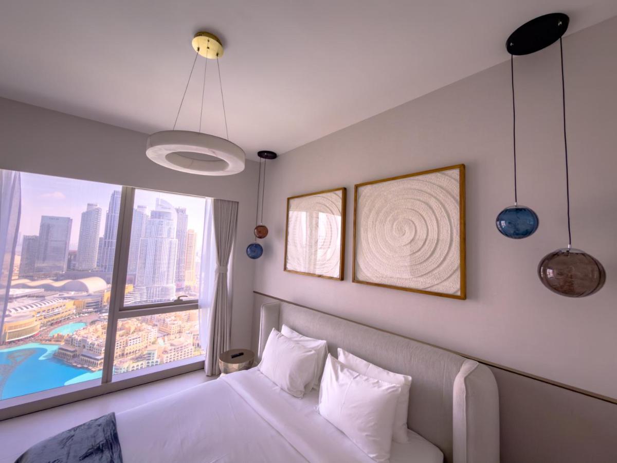 GRANDE SIGNATURE RESIDENCES direct Burj Khalifa view and Private Fountain Show at high floor with DXB AIRPORT VIP Shuttle option - 4