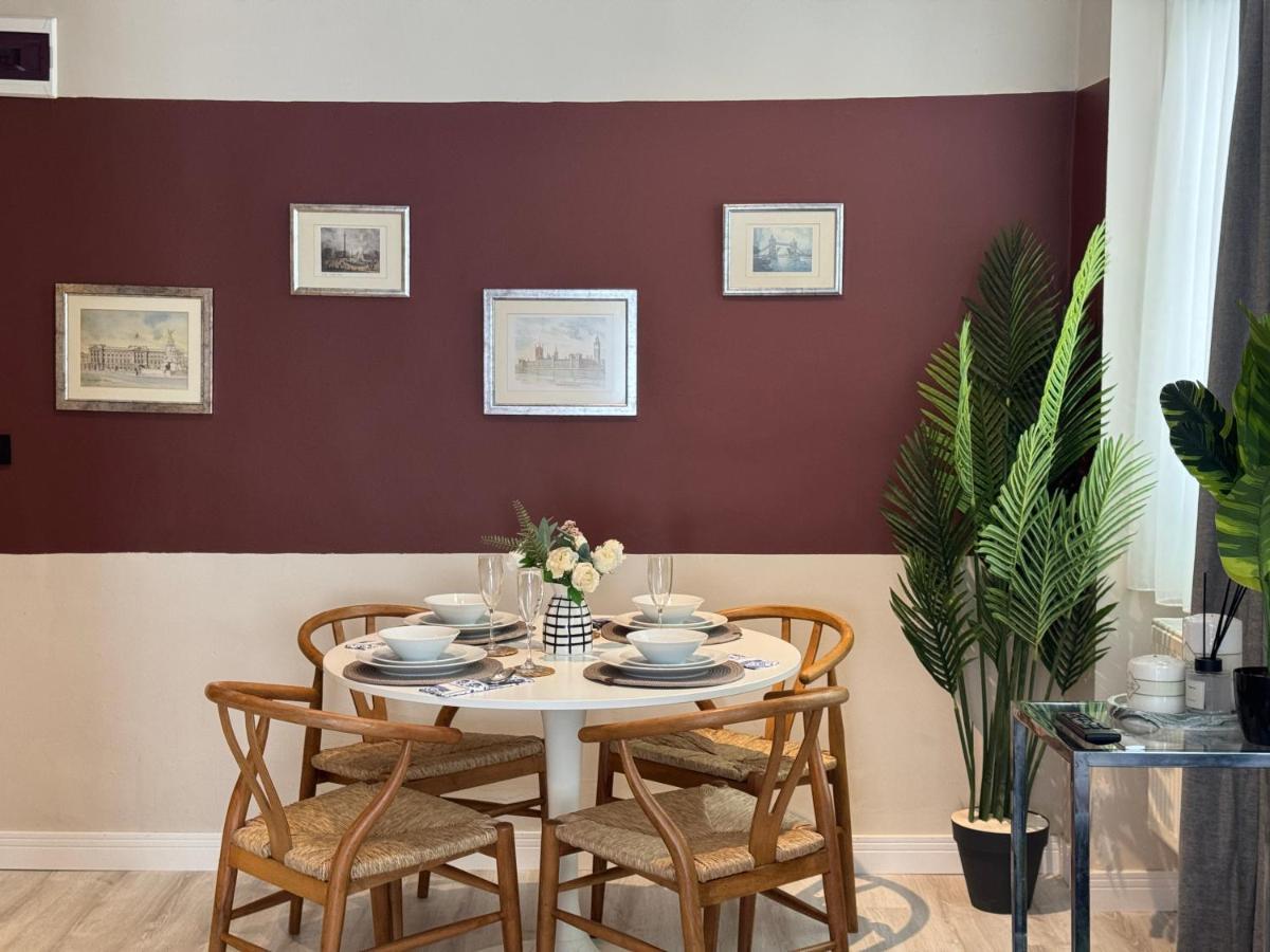 Stylish Apartment 3 Min to Metro - 4