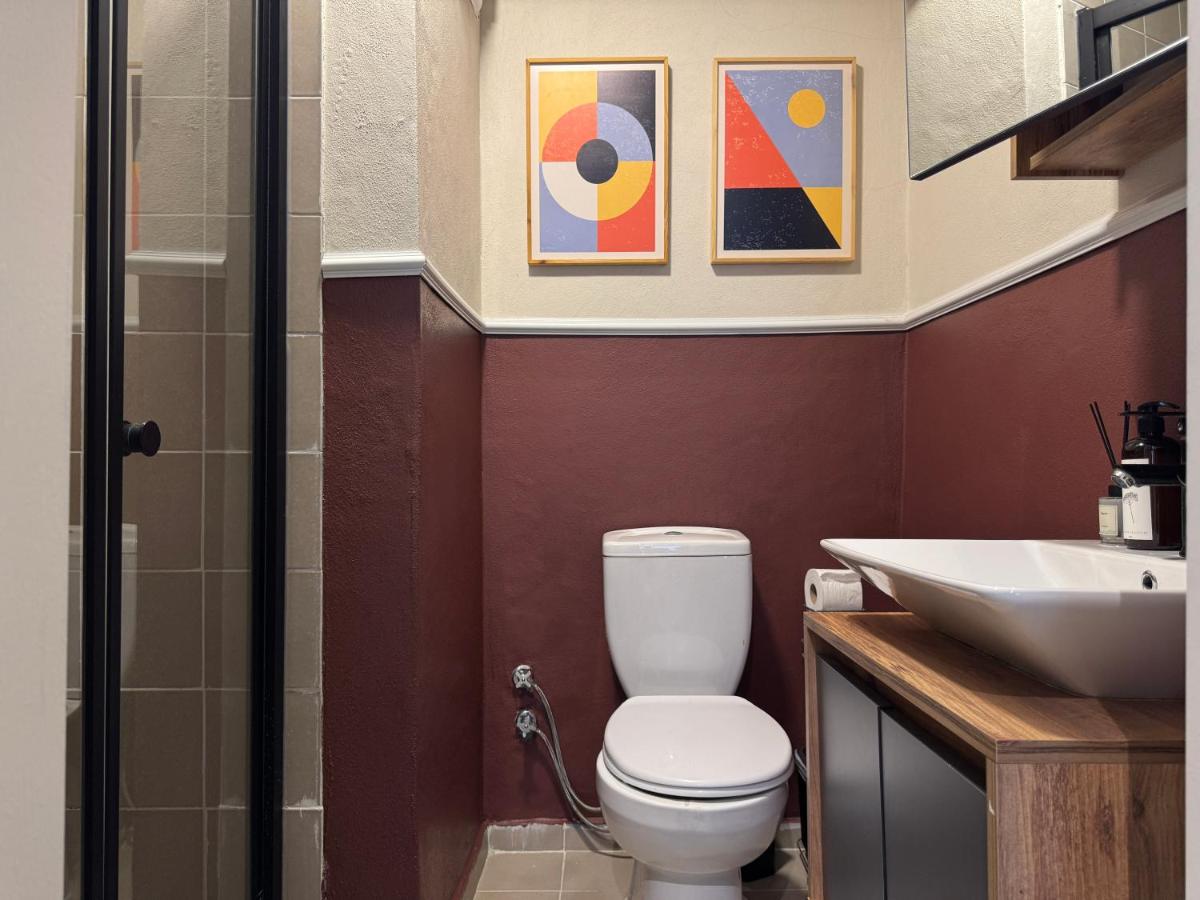 Stylish Apartment 3 Min to Metro - 3