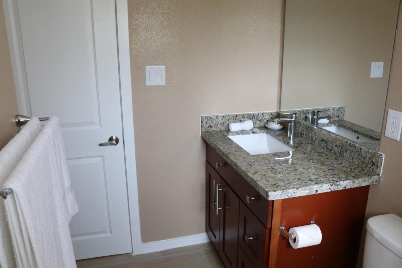 Quiet, Clean and Comfortable Room ( Guesthouse) — photo 19