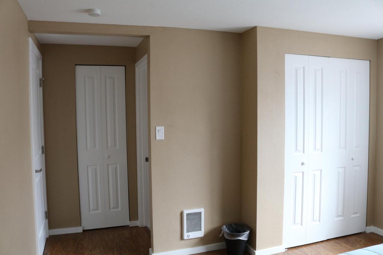 Quiet, Clean and Comfortable Room ( Guesthouse) — photo 16