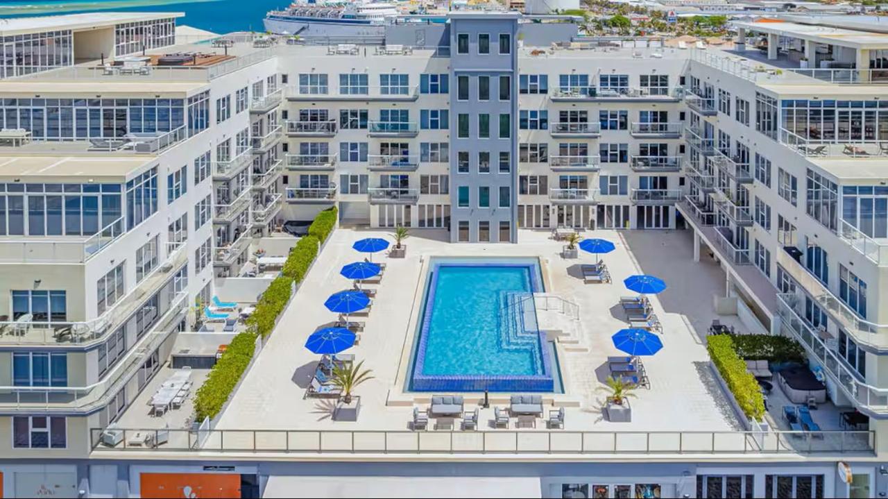 Aruba Port Apartment with seaview