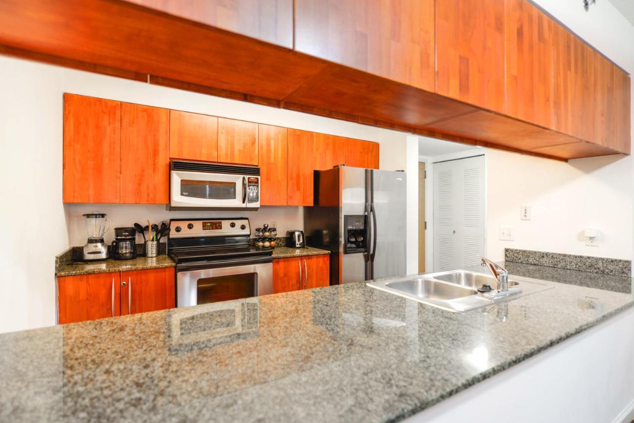 Brickell Stay with City Views - 3