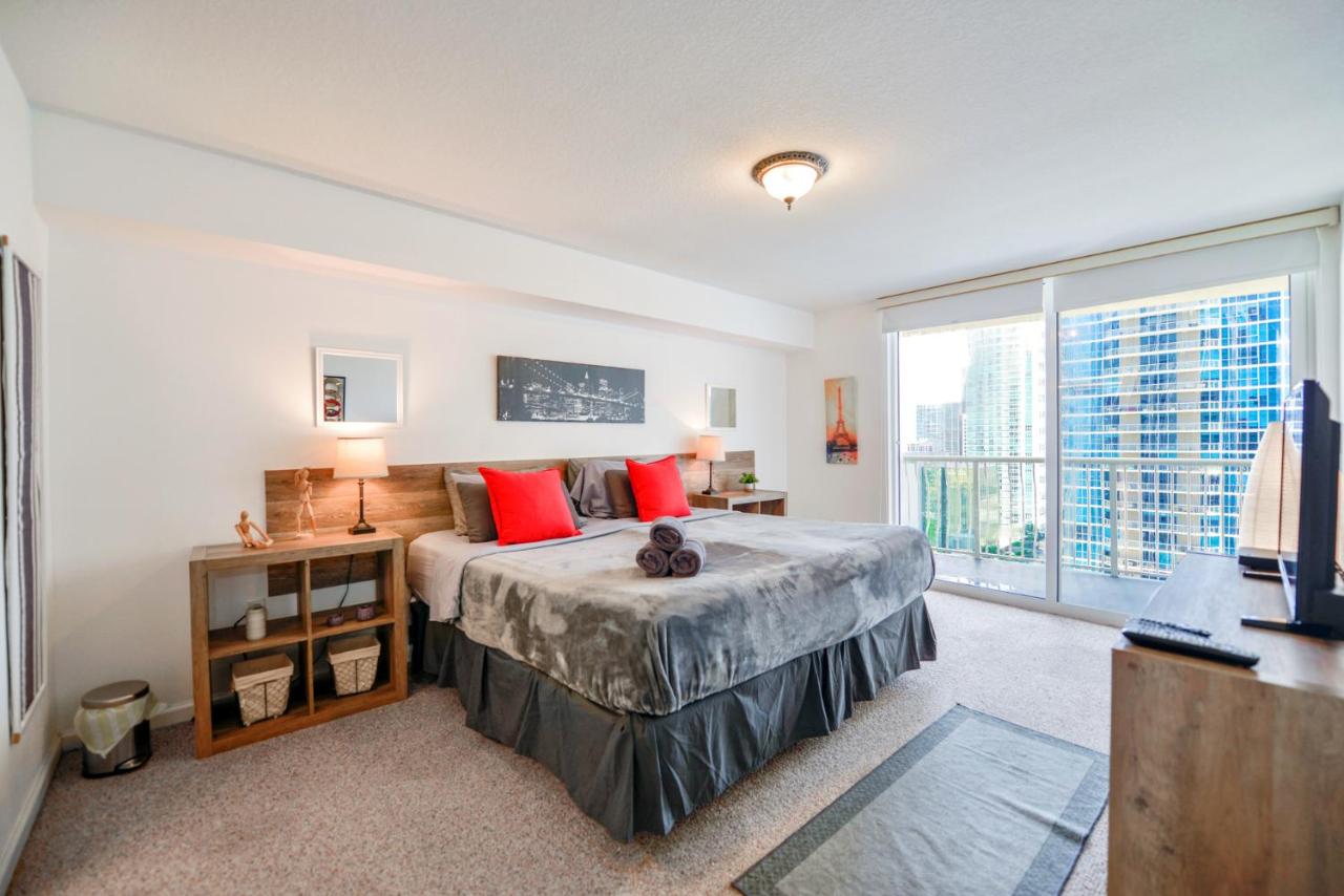 Brickell Stay with City Views - 2