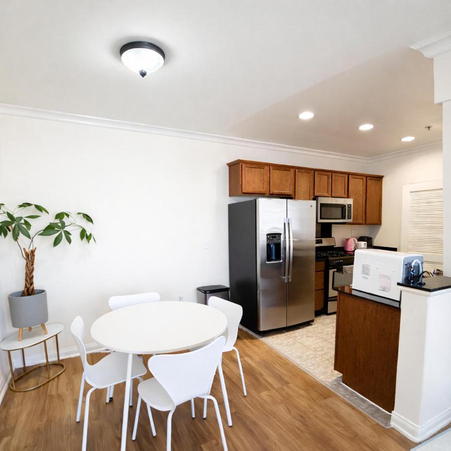 Evera Residence- 1Bed with Free Parking, Pool and Sauna - 5