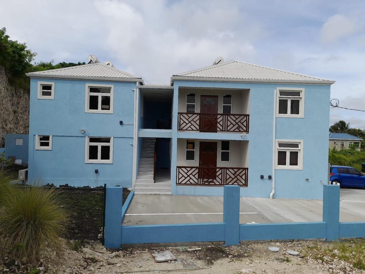 Arias Nest Modern Apt mins from Accra Beach