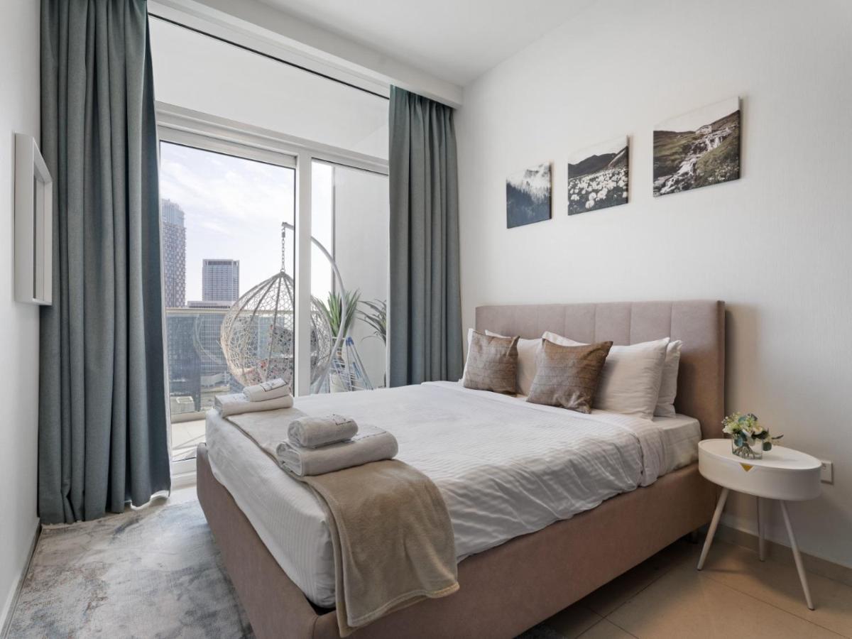 Reva Residence Comfort Suite 1BDR Plus Sofa Bed - 2