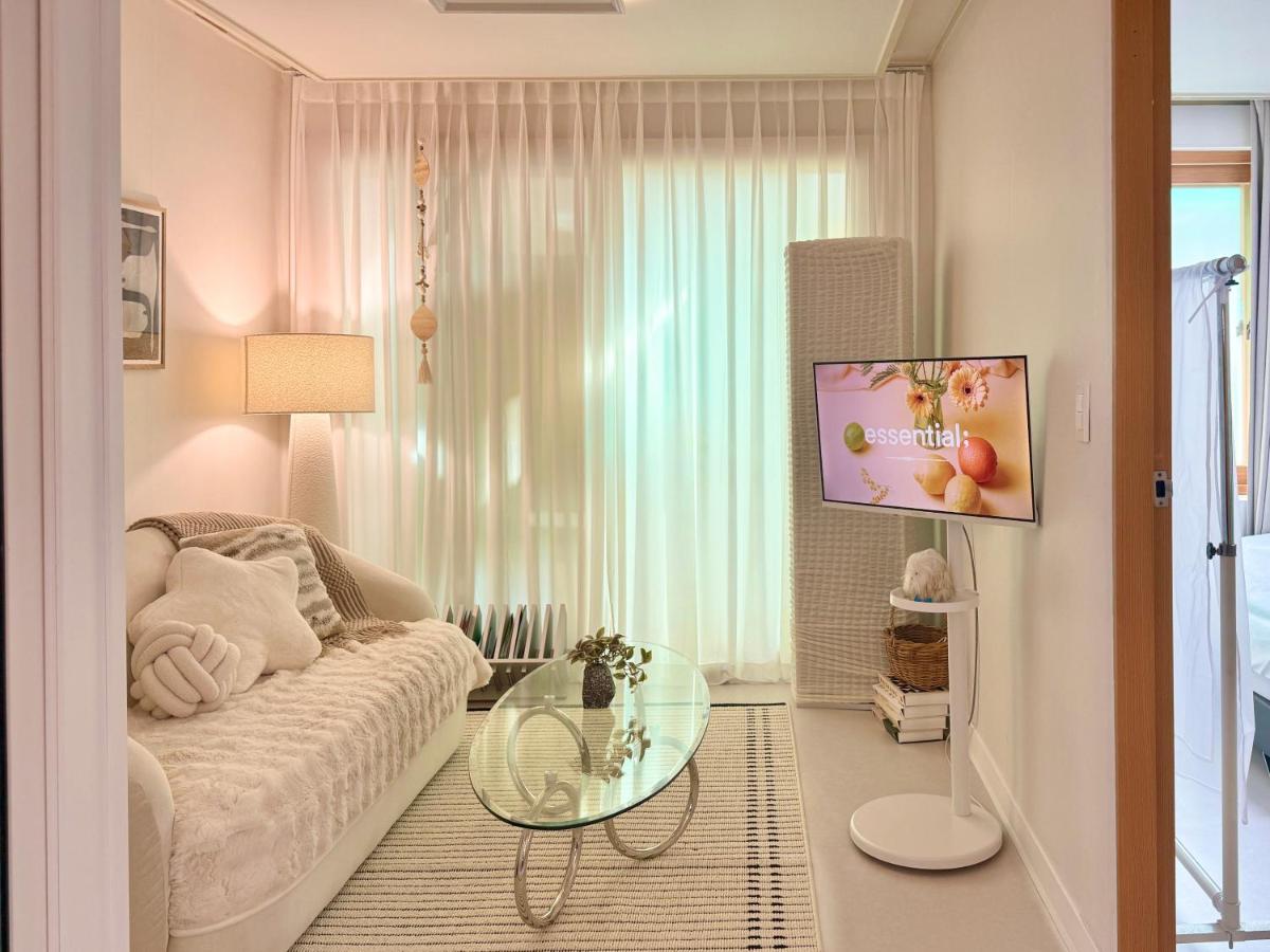 성수 Stay Ando I 햇살가득 최대7인 3BR 4bed 무료짐보관 무료주차 가족여행