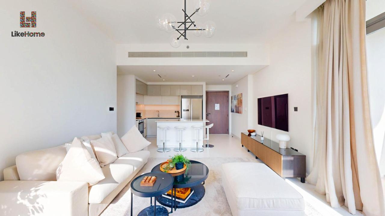 Stunning 2BR Beachfront Living Marina Vista Tower 2 - 5