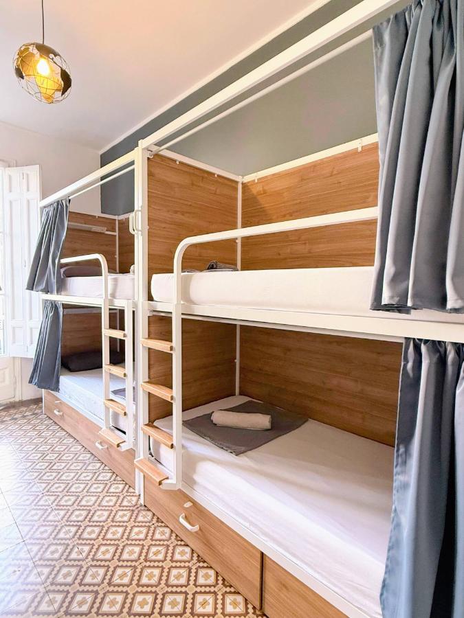 Fabrizzio's Petit - 2