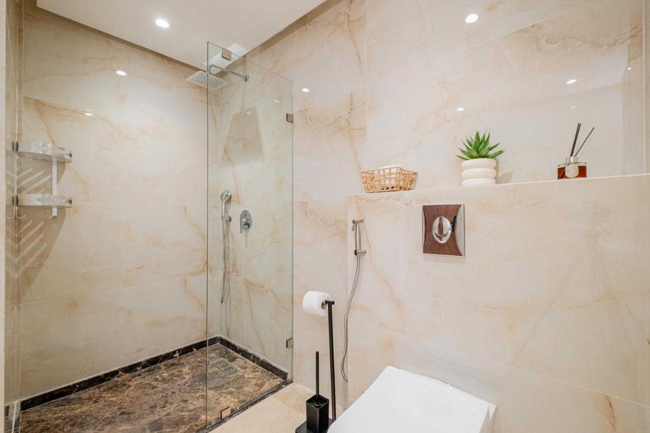 Stylish Downtown Apartment Optical Fiber Included - 3