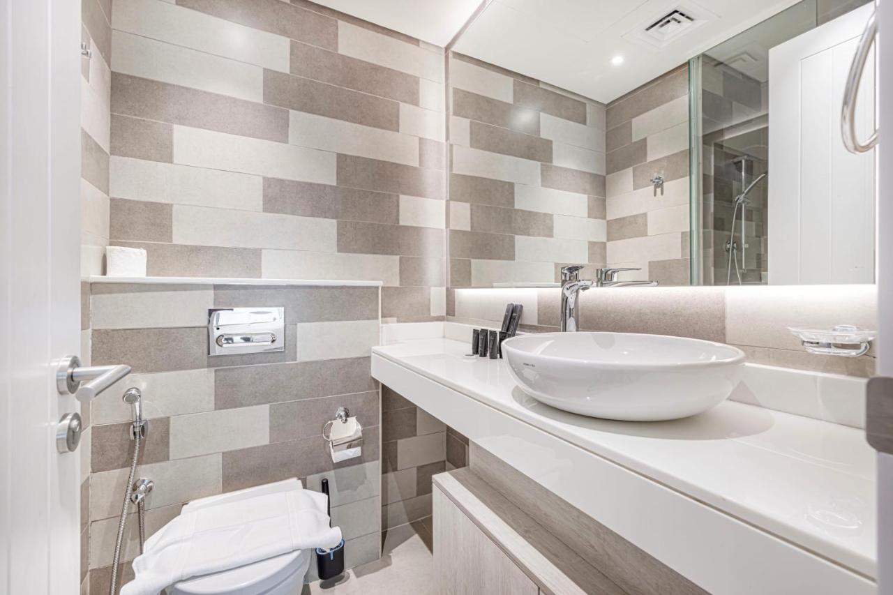 Seven Palm 1 Bedroom Rooftop Infinity Pool and Seaside - 3