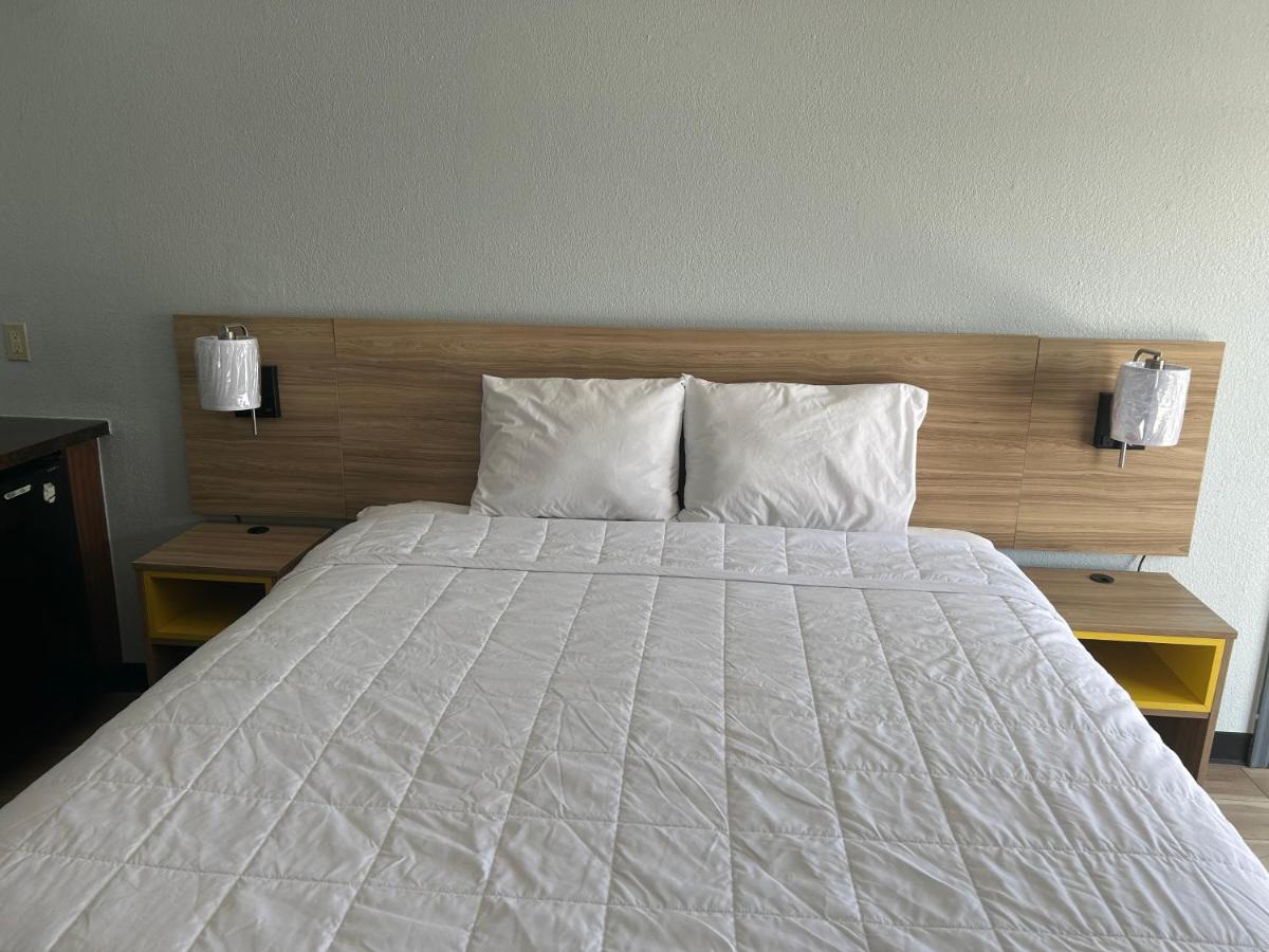 Lakeview Inn, Lake St. Louis — photo 13
