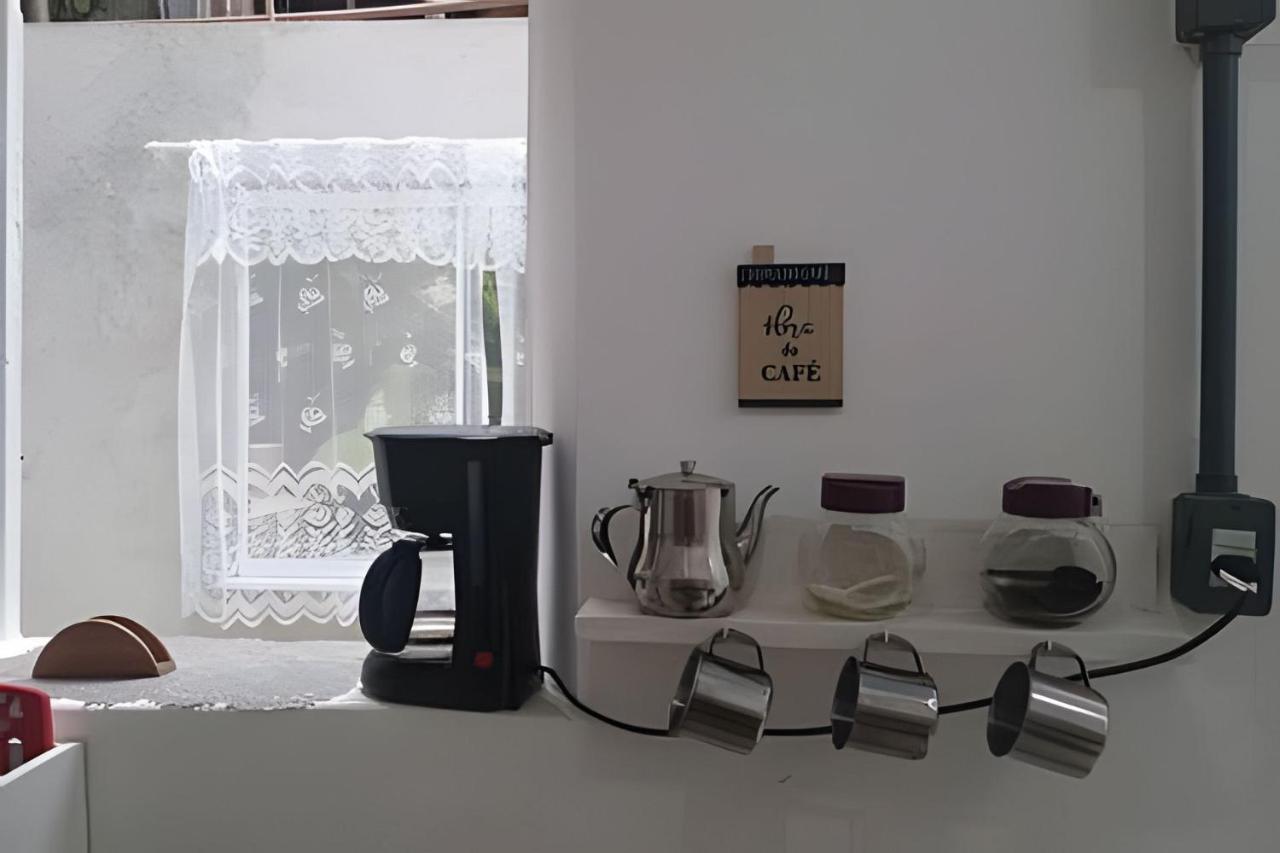 Quiet Old House with Garden in Botafogo - 4