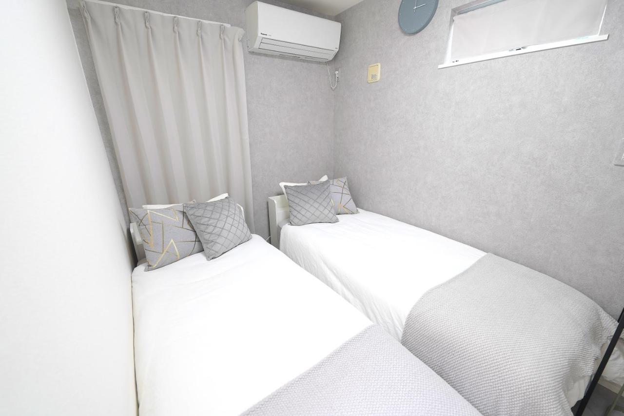 11AM out, Asakusa Base, 3F Skytree-View Rooms, Projector Mini Theater - 3